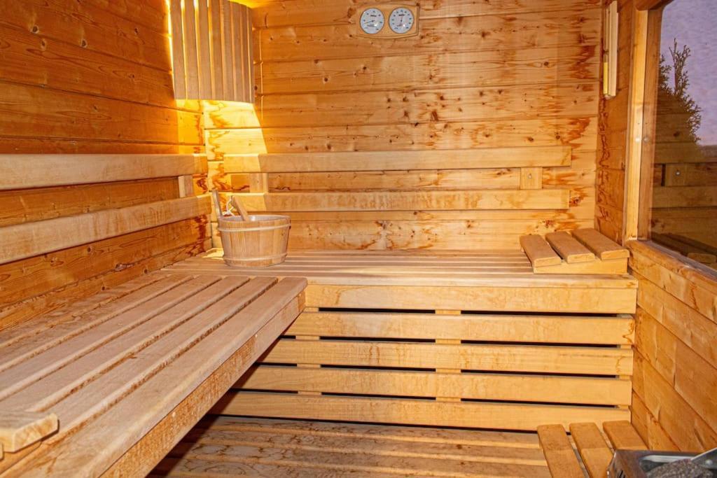 Rez De Chalet, Sauna Exterieur, Wifi, 4-6 Pers, 50M2 Isola 2000 Exterior photo